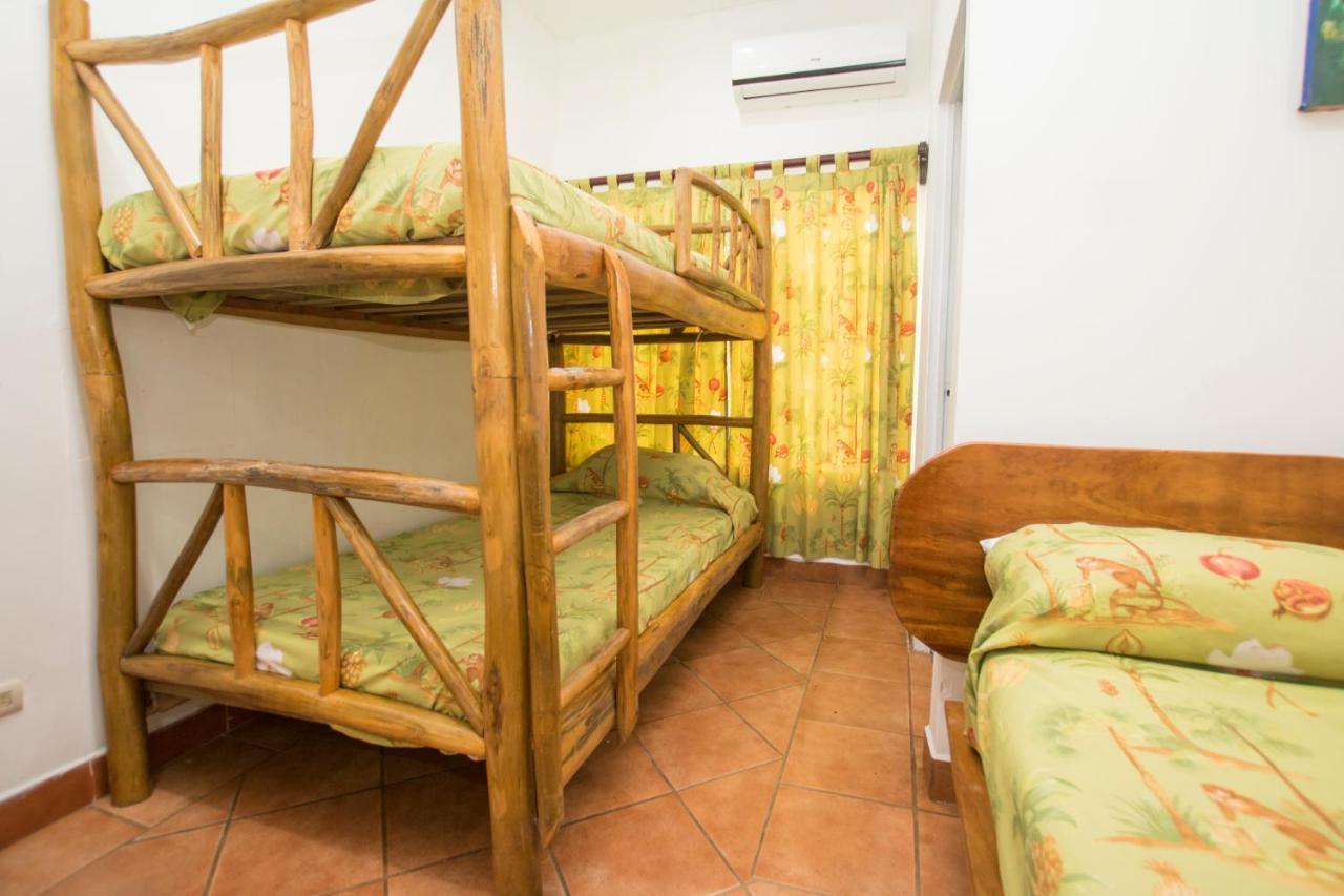 Oceanfront Hotel Verde Mar Direct Access To The Beach Manuel Antonio Dış mekan fotoğraf