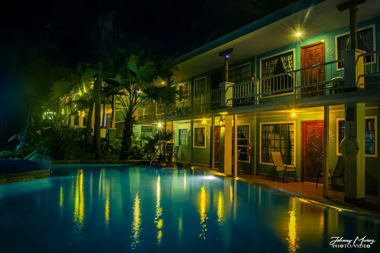 Oceanfront Hotel Verde Mar Direct Access To The Beach Manuel Antonio Dış mekan fotoğraf